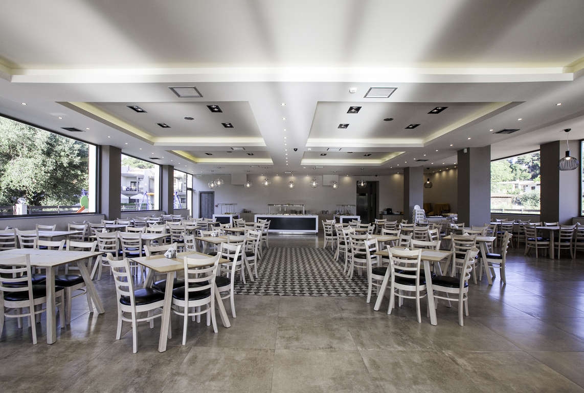 01.restaurant Simeon Hotel